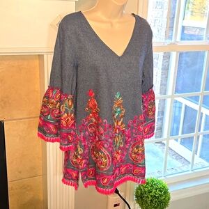 Sz Med beautifully embroidered top by Calessa